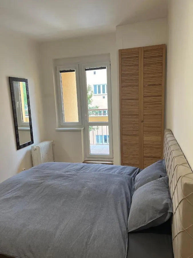 Praha 3 Apartman S Balkonem Apartment 0*, Prague
