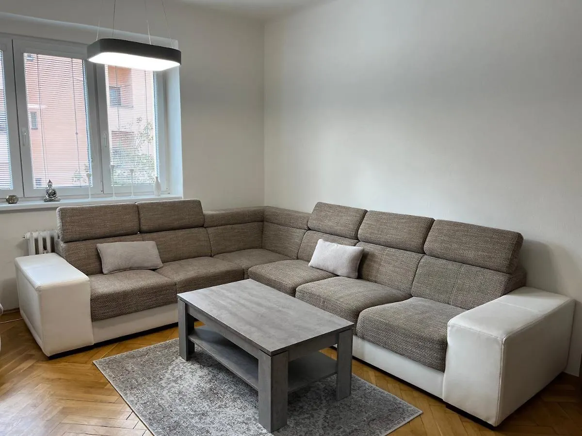 Praha 3 Apartman S Balkonem Apartment